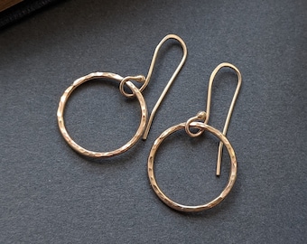 9ct Gold Lightweight Hoop Earrings | Dainty fine 9ct solid gold hoops | Solid gold circle earrings