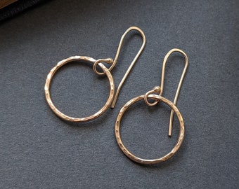 9ct Gold Lightweight Hoop Earrings | Dainty fine 9ct solid gold hoops | Solid gold circle earrings