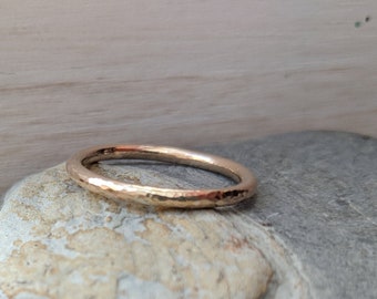 GOLD Skinny Band Ring. Plain Hammered 9ct or 18ct GOLD ring | stacking gold band ring | 9ct or 18ct solid gold band ring.