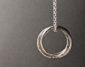 Silver interlocking rings necklace, Russian Rings Necklace, Silver Hoop necklace