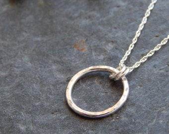 Elegant HOOP necklace