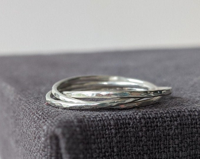 Featured listing image: Silver Trinity INTERLOCKING Ring