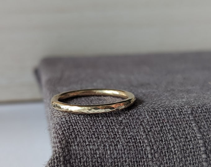 Featured listing image: 9ct soild Gold Skinny Ring