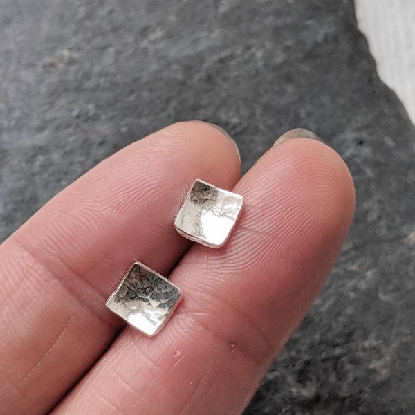 Silver SQUARE STUDS earrings -  Sterling silver stud earrings - Geometric studs for her zh345