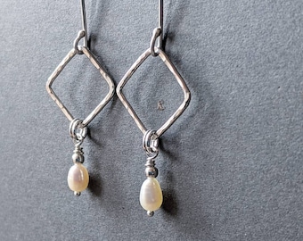 NEW Square Pearl Earrings