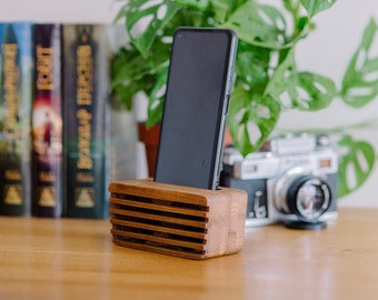 Passive Wooden Speaker Smartphone Desk Station Wood Amplifier for iPhone and Android Personalized Christmas Gift