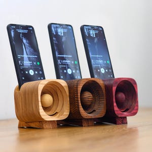Personalized Wood Phone Speaker - Passive Amplifier Smartphone Stand