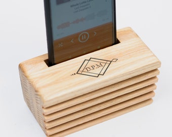 Personalized Wood Acoustic iPhone Speaker - Handmade Passive Amplifier for Christmas