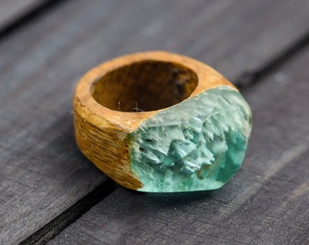 Oak wooden resin ring for men and women, Clear Resin Green Forest Ring, Statement Crystal Clear Ring, Nature Landscape Christmas Gift