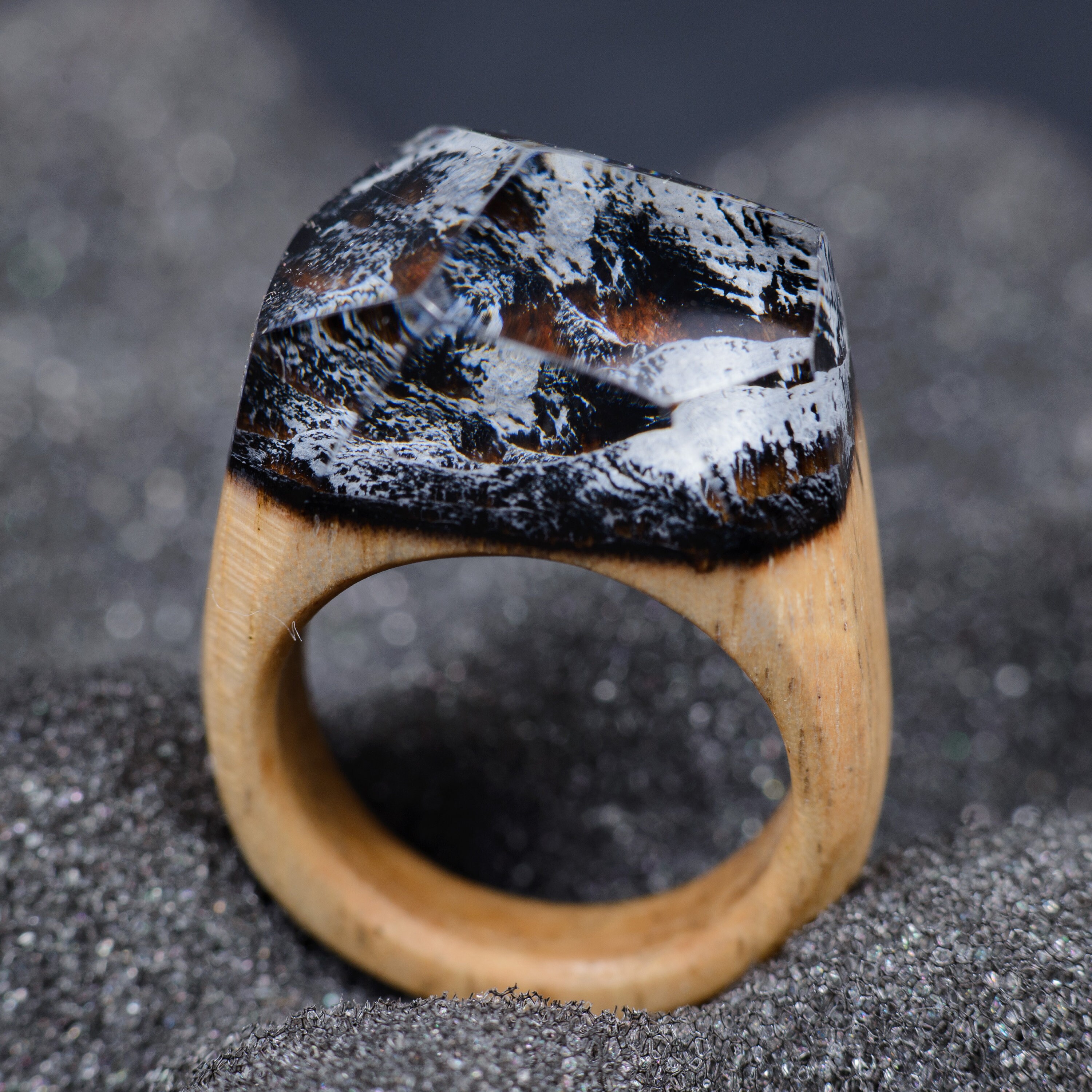 Ring in Stabilized Burnt Oak Oak Wood - Etsy Norway