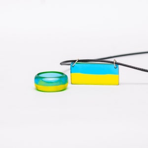 Handmade Ukraine Flag Resin Ring and Pendant Set Personalized Engraved Wooden Box Patriotic Ukrainian Jewelry image 6