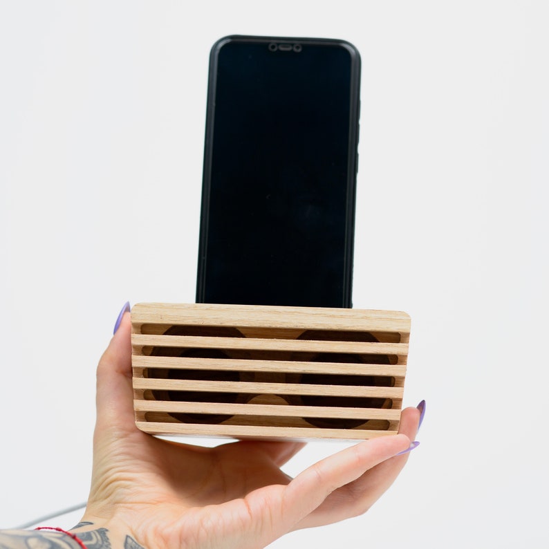 Personalized Wood Acoustic iPhone Speaker Handmade Passive Amplifier for Christmas image 3