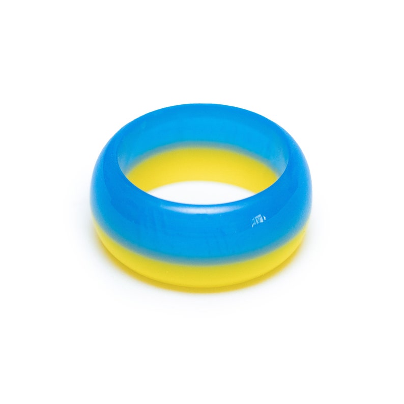 Handmade Ukraine Flag Resin Ring Personalized Engraved Wooden Box Patriotic Jewelry image 3