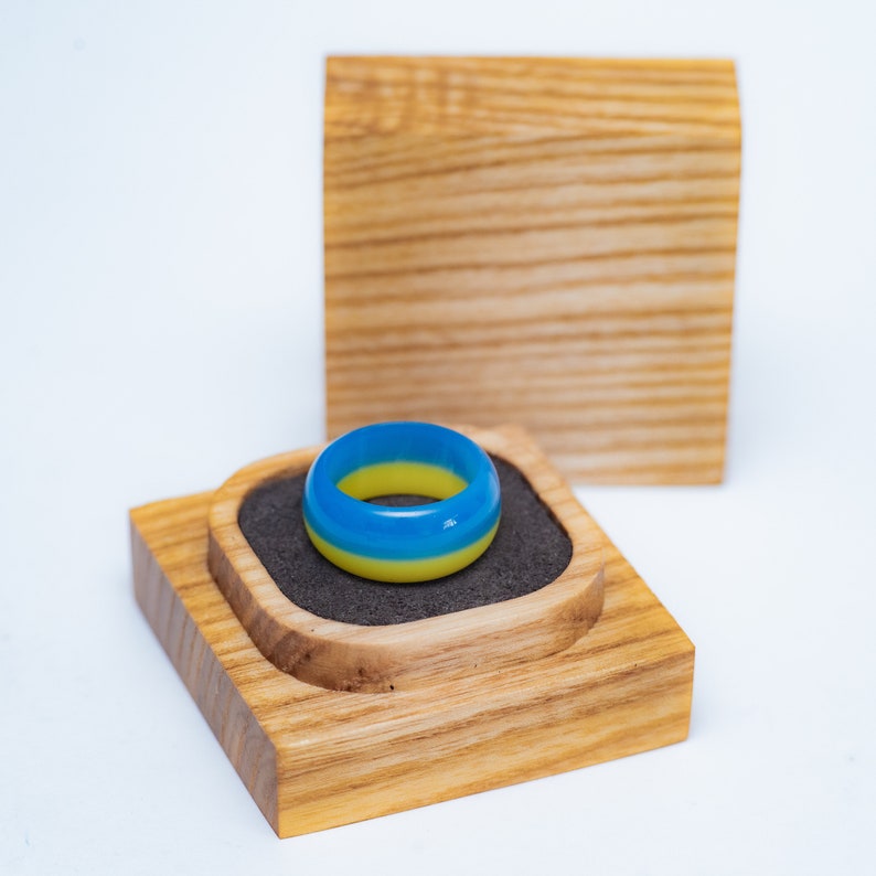 Handmade Ukraine Flag Resin Ring Personalized Engraved Wooden Box Patriotic Jewelry image 5