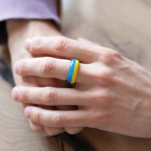 Handmade Ukraine Flag Resin Ring Personalized Engraved Wooden Box Patriotic Jewelry image 7