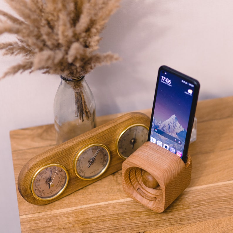 Wooden Phone Speaker Passive Sound Amplifier Phone Stand Charging Dock 5th Anniversary gift image 6