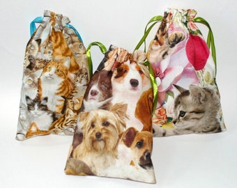 cute gift bag "cats and dogs" 1 of 3 designs cotton fabric 14 x 22 cm