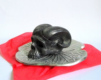 Designer soap "horned skull" with gift service option