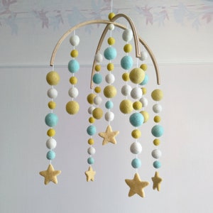 Stars baby mobile, neutral baby mobile, wool ball mobile, baby mobile, nursery mobile, crib mobile, pom pom mobile, yellow mobile