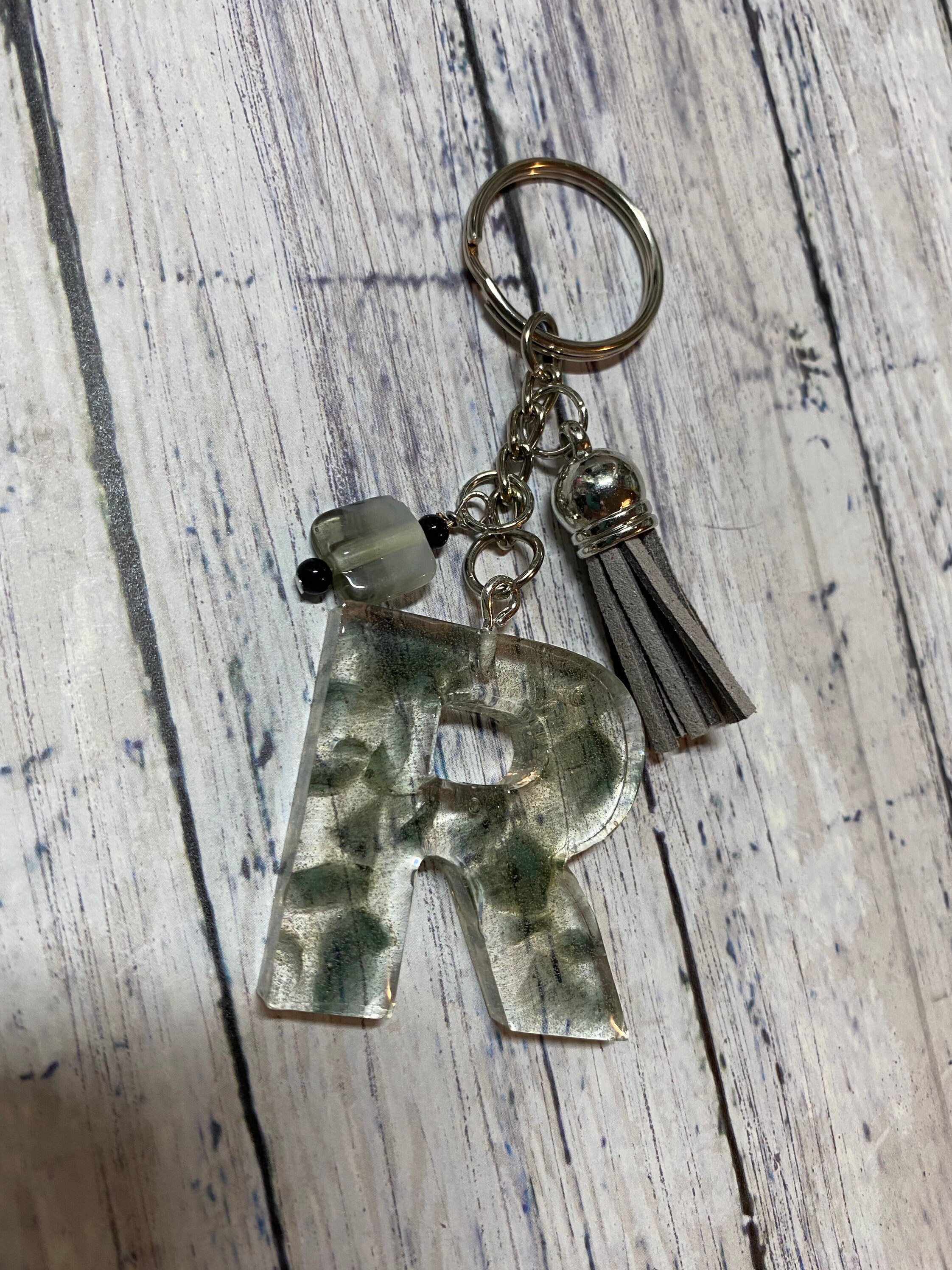 Letter r shop keyring
