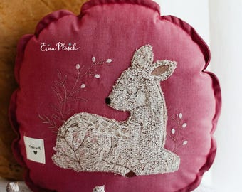 Embroidery file doodle deer 16x26 (6"x10")