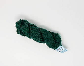 Briggs & Little Heritage 2 ply rug yarn, Green Heather, punch needle rug hooking yarn