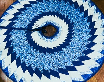Spiral Quilted Tree Skirt - Blue & Silver
