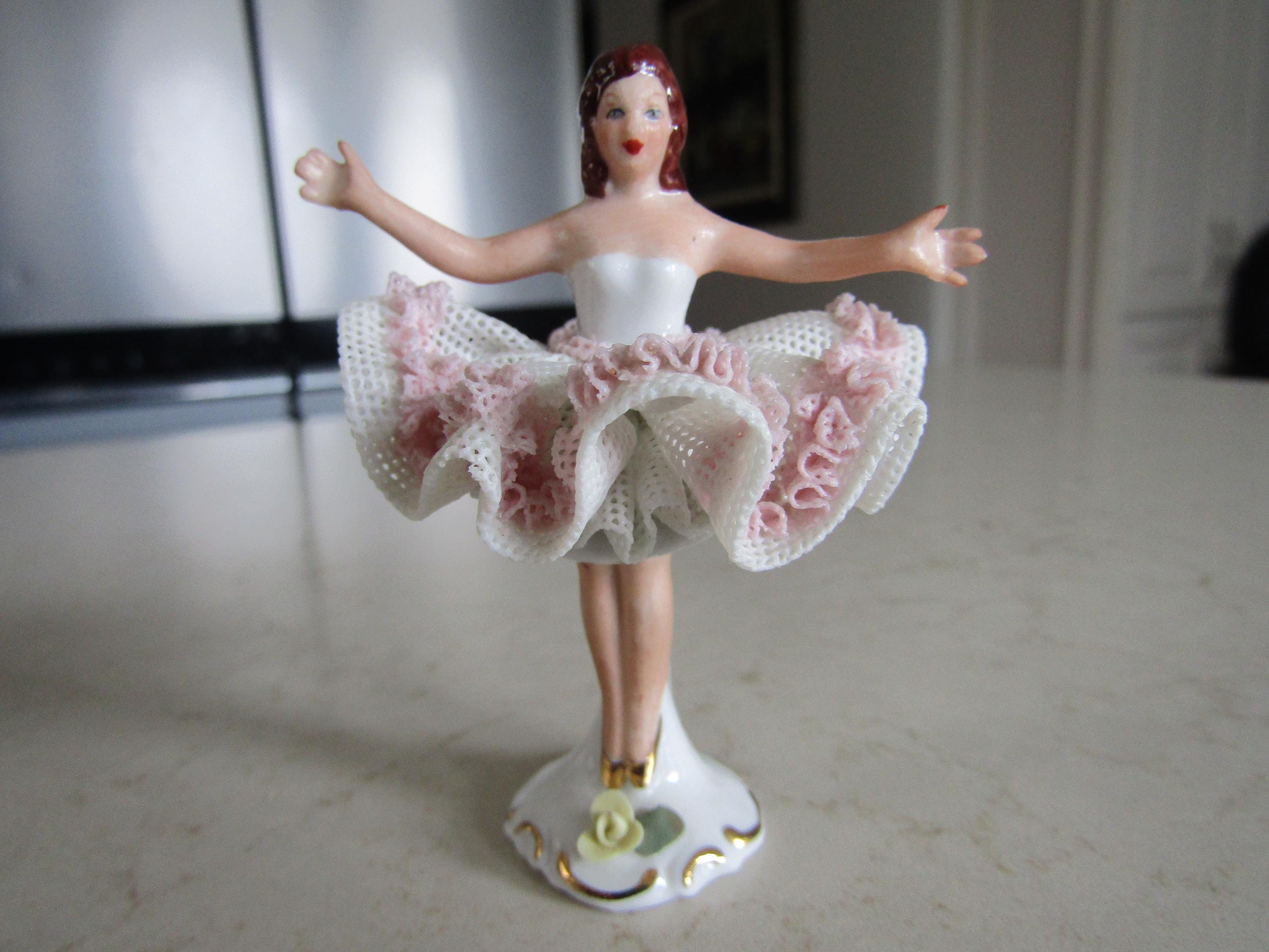 Ballerina Dancing Mary 磁石で踊る人形 西ドイツ Dancing ballerina with mirror- magnetic toy - Magnetic