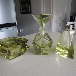 AS IS Vintage Crystal Vanity Set