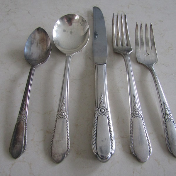 5 Simeon L & George H Rogers Oneida Cutlery