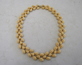 Vintage Gold Tone Necklace