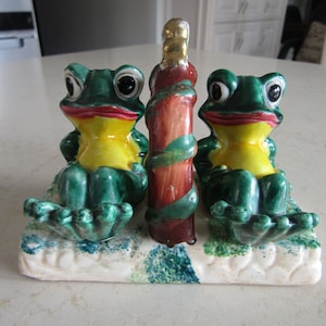 Ensemble sel et poivre Grenouille fabriqué au Japon