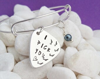 I pick you bangle, I pick you, guitar pick bracelet, guitar pick bangle, guitar pick jewelry, music lover gift, guitarist gift, music gift