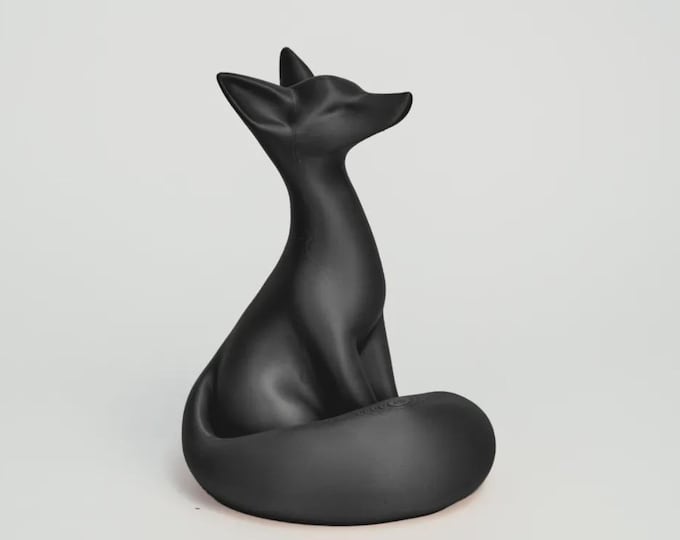 Modern Minimalist Fox Sculpture - Sleek 3D Printed Art Decor