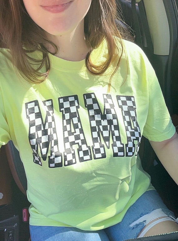 Comfort Colors® Neon Mama T-Shirt – Comfort Colors Tee – Trendy Mom Shirt – Bright Retro Mama Tee – Oversized Graphic Tee – Vintage Aestheti