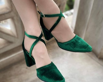Emerald green velvet shoes store