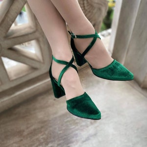 emerald green heels dsw
