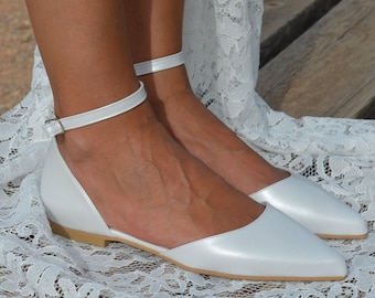 GENUINE LEATHER White Wedding Flats/ Low Heel Wedding pumps/ Bridal shoes flat/ Flat Wedding Shoes/ Ankle Strap Flats/ Pointy Pumps Wedding
