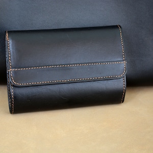 Women's Leather wallet, Black Leather wallet, Handmade leather wallet, leather purse, Medium leather wallet, gift for her, women gifts