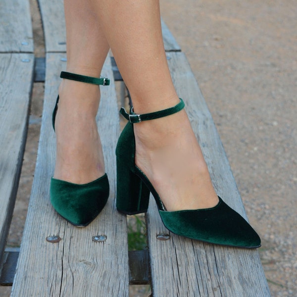 Escarpins en velours vert émeraude, bouts pointus, escarpins verts, chaussures de mariage vertes, chaussures de mariée vertes, escarpins en velours « Melia »