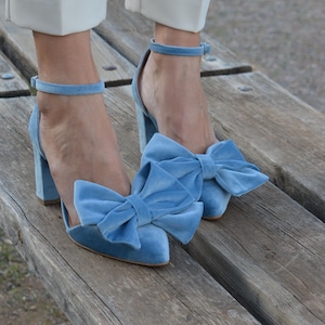 Light blue velvet heels discount