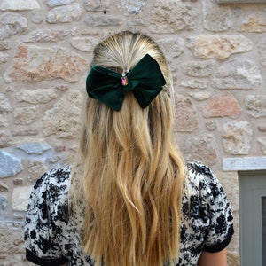 Fiocco in velluto verde smeraldo - Elegante fiocco per capelli in velluto verde reale - Fiocco con clip a barretta - Fiocco francese - Accessori per capelli - Fiocco per capelli grazioso MADDIE