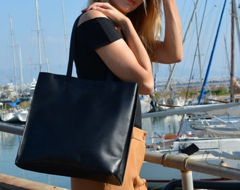 Handcrafted Leather Tote Bag: Black Cowhide Shopper