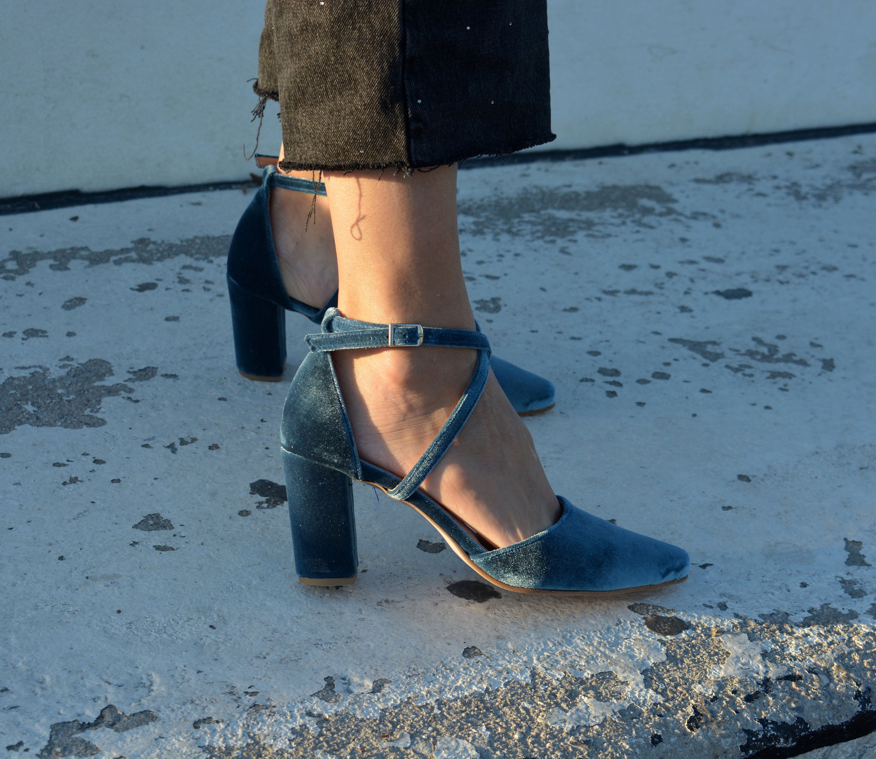 Teal Blue Velvet Block Heels Blue Velvet Pumps Blue Wedding Shoes Blue Bridal Shoes Velvet Pumps Velvet Shoes Velvet Block Heels Etsy Canada