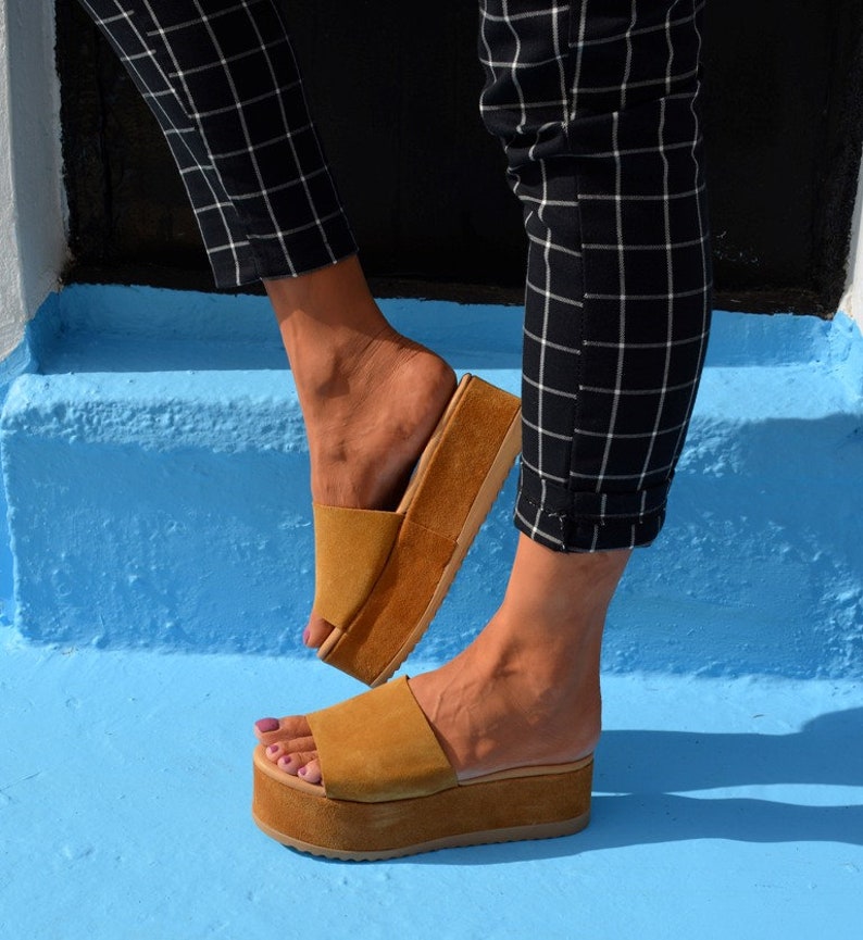 mustard flatforms