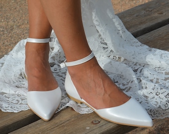 Handgemachte Weiße Leder Hochzeit Wohnungen: Knöchel Riemen Brautschuhe