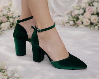 womens dark green dress shoes Kensington 18th Century Leather Shoes (Dark Green) – American Duchess main image 0