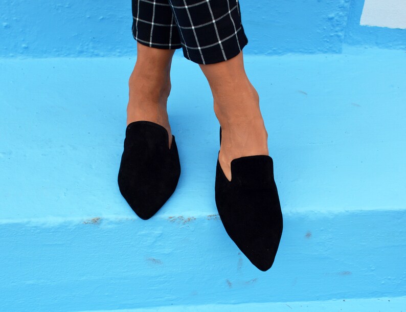 pointed toe mule flats