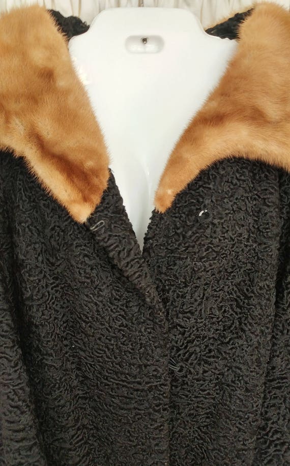 1960s Higbee's Fur Salon Black Lambswool Short Co… - image 3