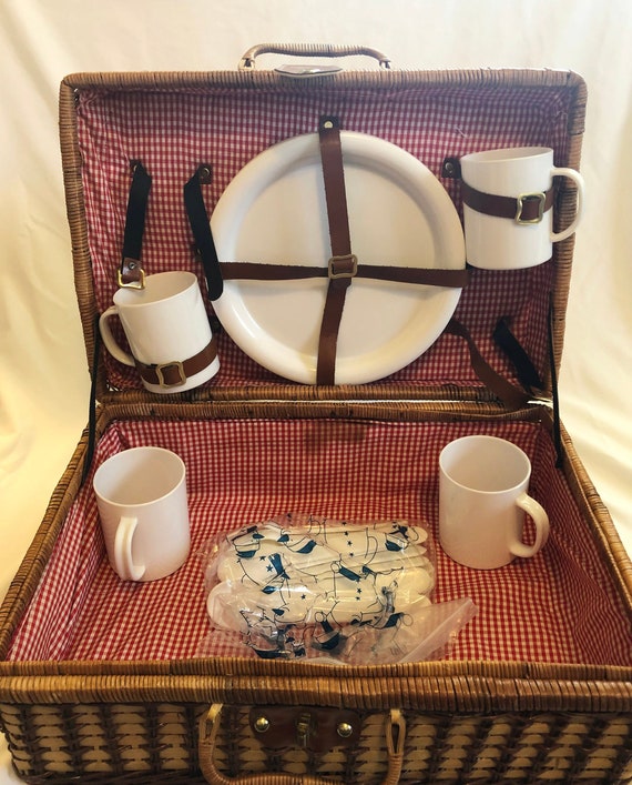 wicker suitcase basket Gem